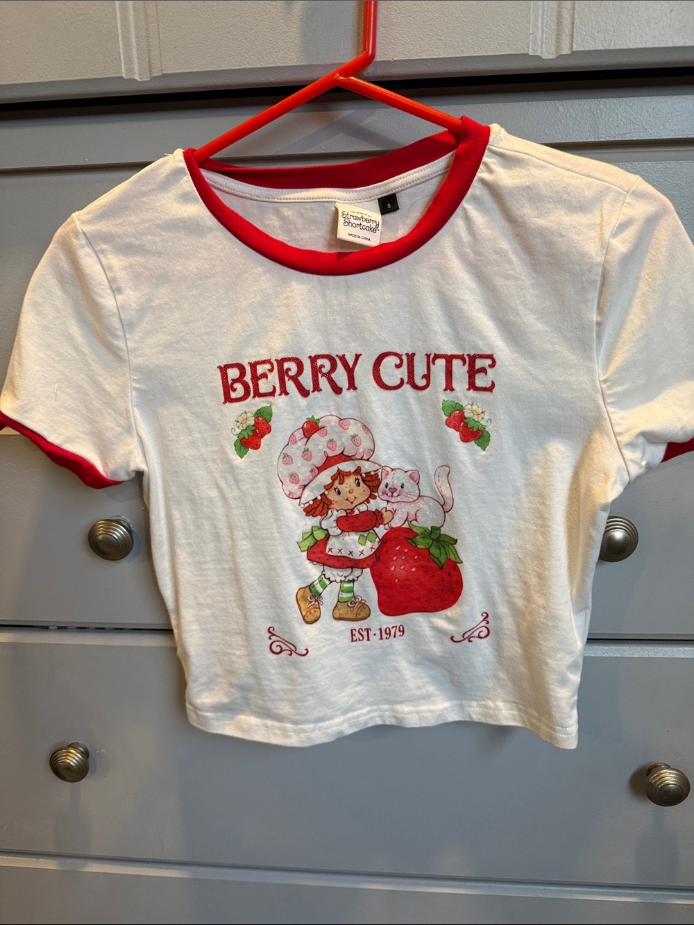 STRAWBERRY SHORTCAKE White & Red Graphic  Tee -